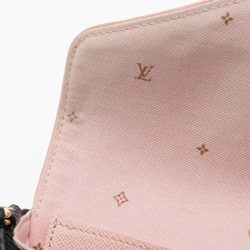 Louis Vuitton Limited Edition Monogram Canvas Fall For You Felicie Strap & Go